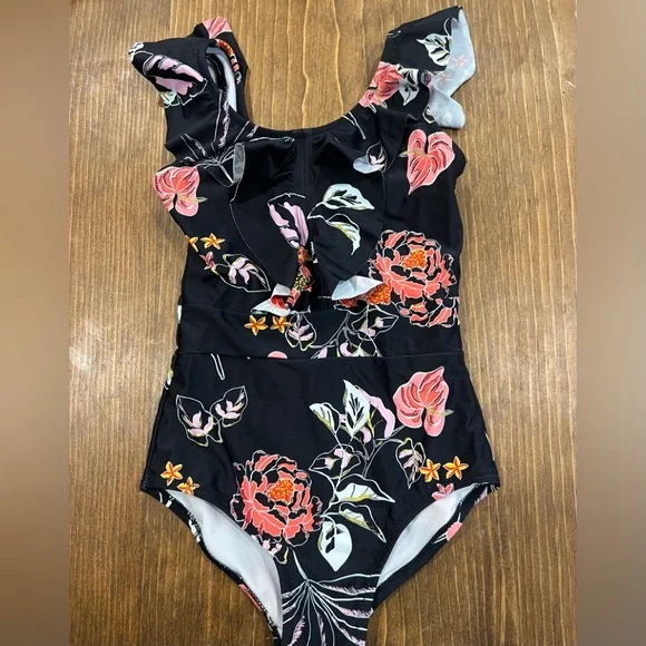 Girls bathing suit - Picture 1 of 4